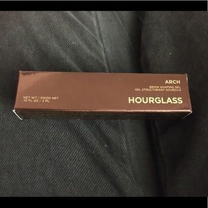 Hourglass Arch Brow Shaping Gel in Clear
